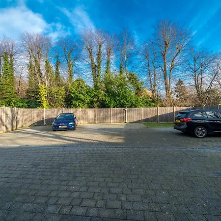 Boutique Lux London Apartments-Free Parking Totteridge Exterior photo